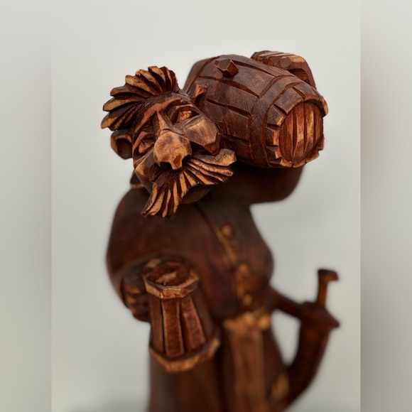Rare Vintage WOOD HAND CARVED BARTENDER INNKEEPER FIGURE
STATUE SCULPTURE - Picture 3 of 11